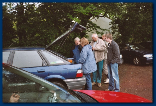 600x399 pixels (135K)